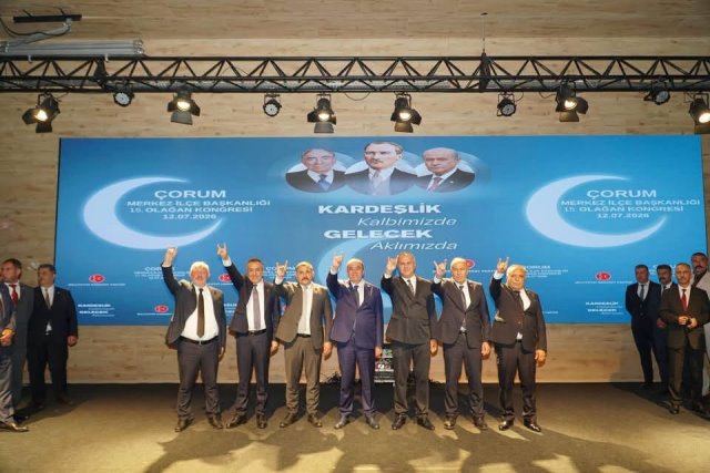 MHP ÇORUM MERKEZ İLÇE BAŞKANLIĞI'NDA MUSTAFA SERDAR AVCU GÜVEN TAZELEDİ
